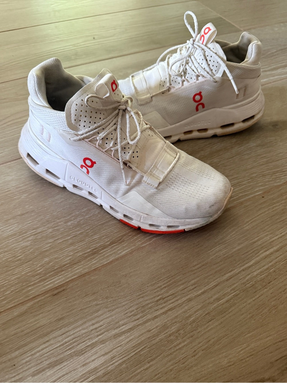 OnClouds Cloudnova sneakers